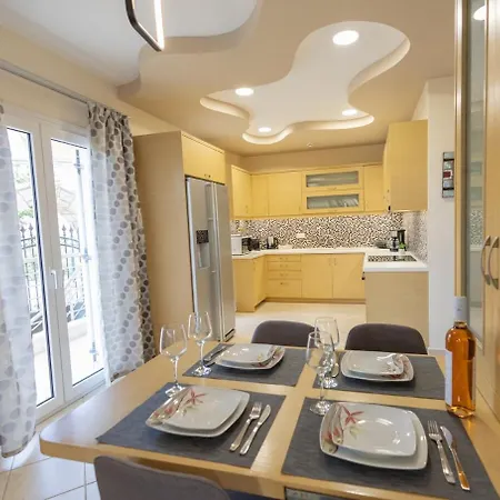 펜션 Mare Luxury With Private Pool Goúrnes